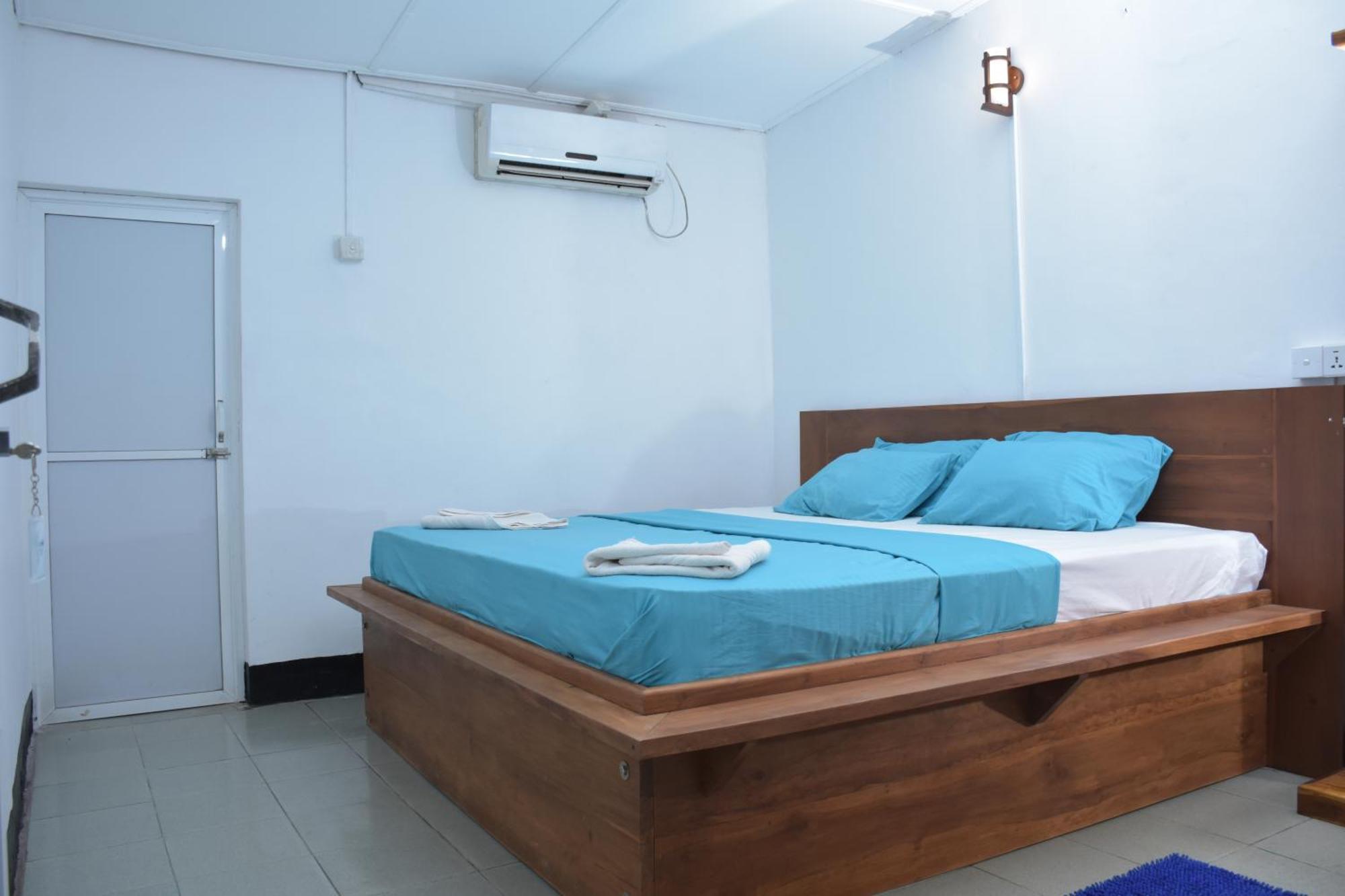 French Garden Regish Guest House Trincomalee Exterior foto