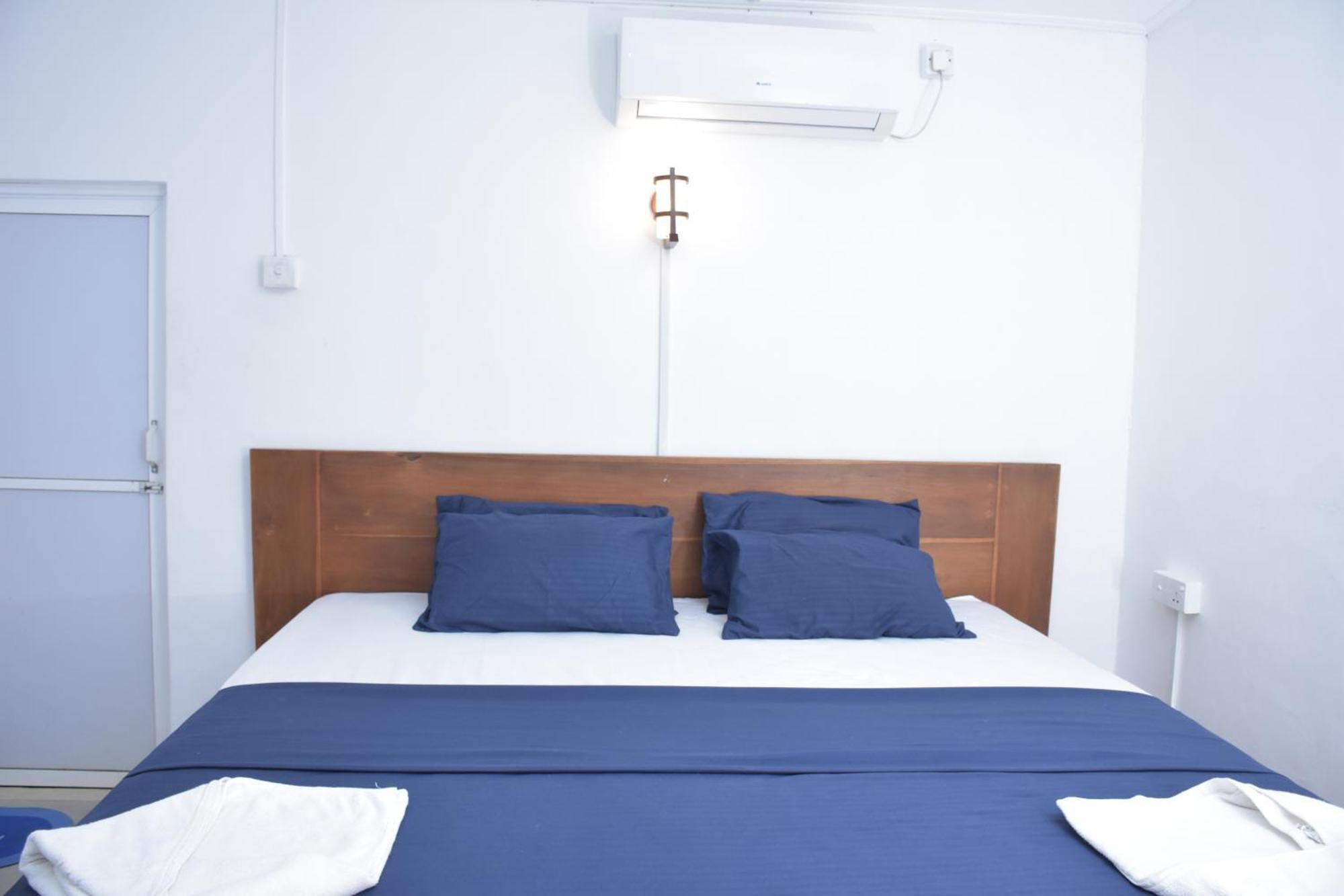 French Garden Regish Guest House Trincomalee Exterior foto