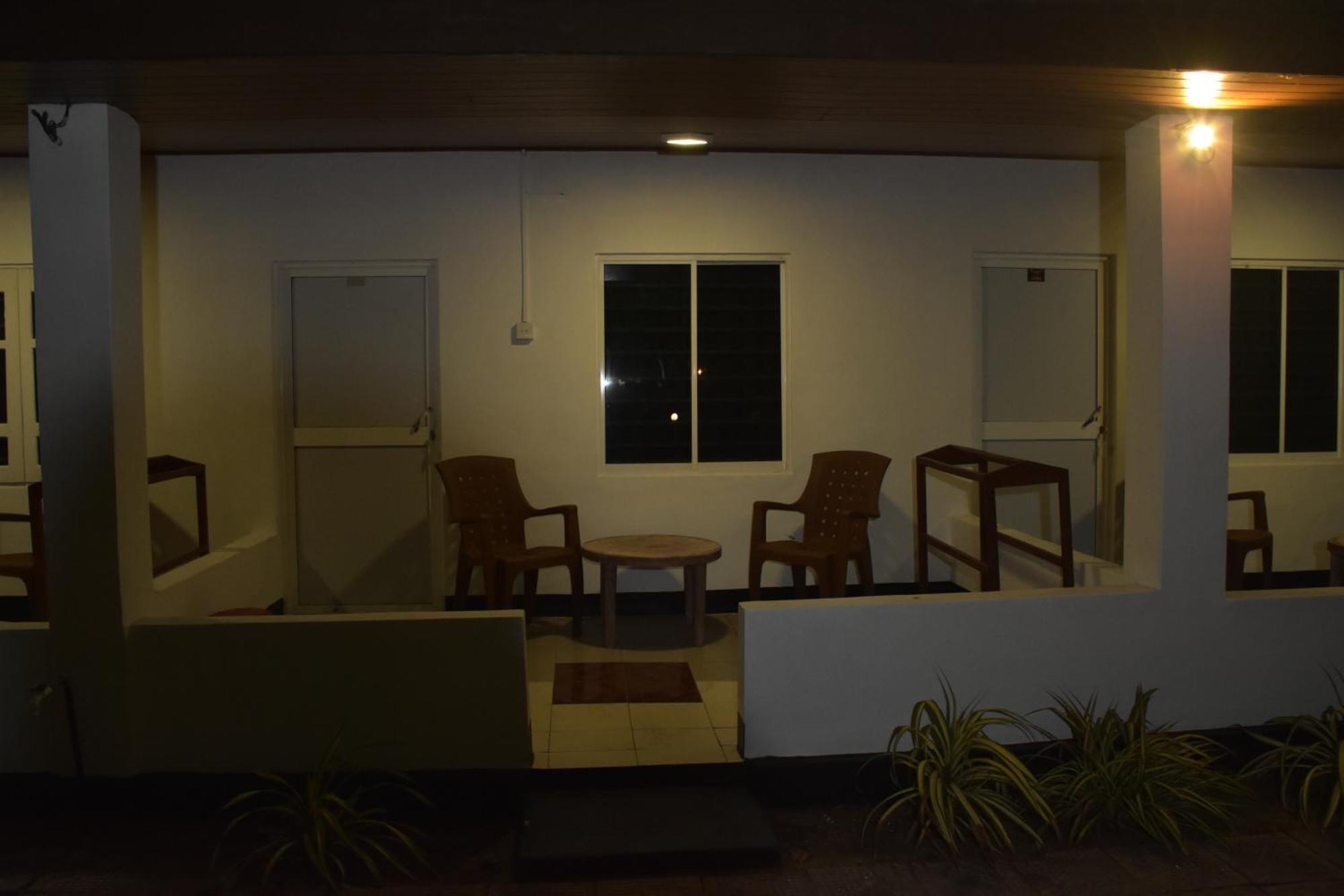French Garden Regish Guest House Trincomalee Exterior foto