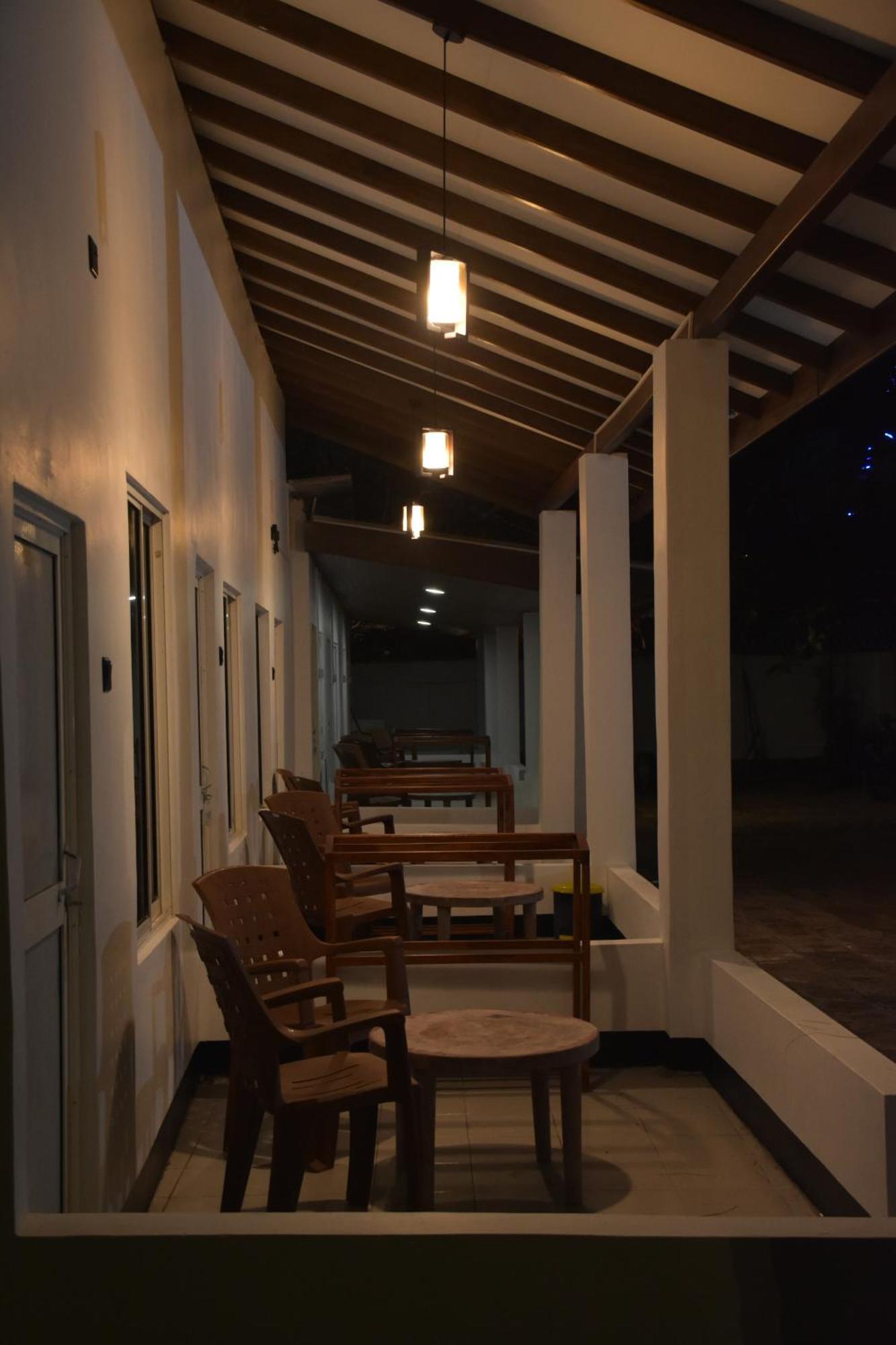 French Garden Regish Guest House Trincomalee Exterior foto