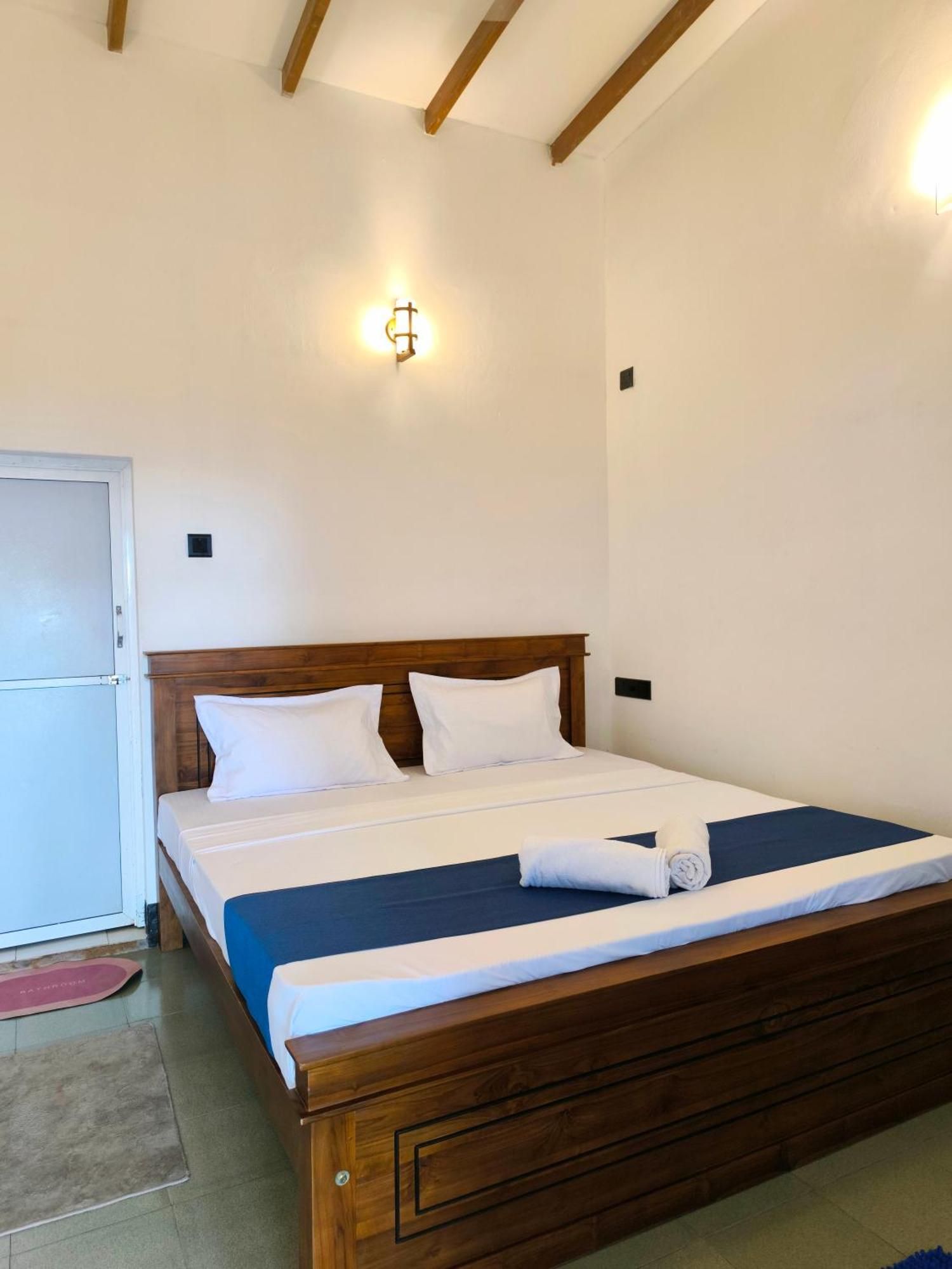 French Garden Regish Guest House Trincomalee Exterior foto